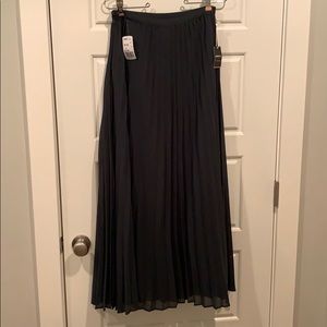 Forever 21 Forest Green Maxi Skirt